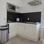 아파트 Bed & Breakfast Hillegom 힐리검
